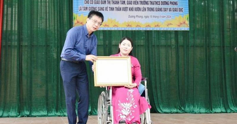             Bộ Giáo dục và đào tạo tuyên dương các giáo viên khuyết tật tiêu biểu    