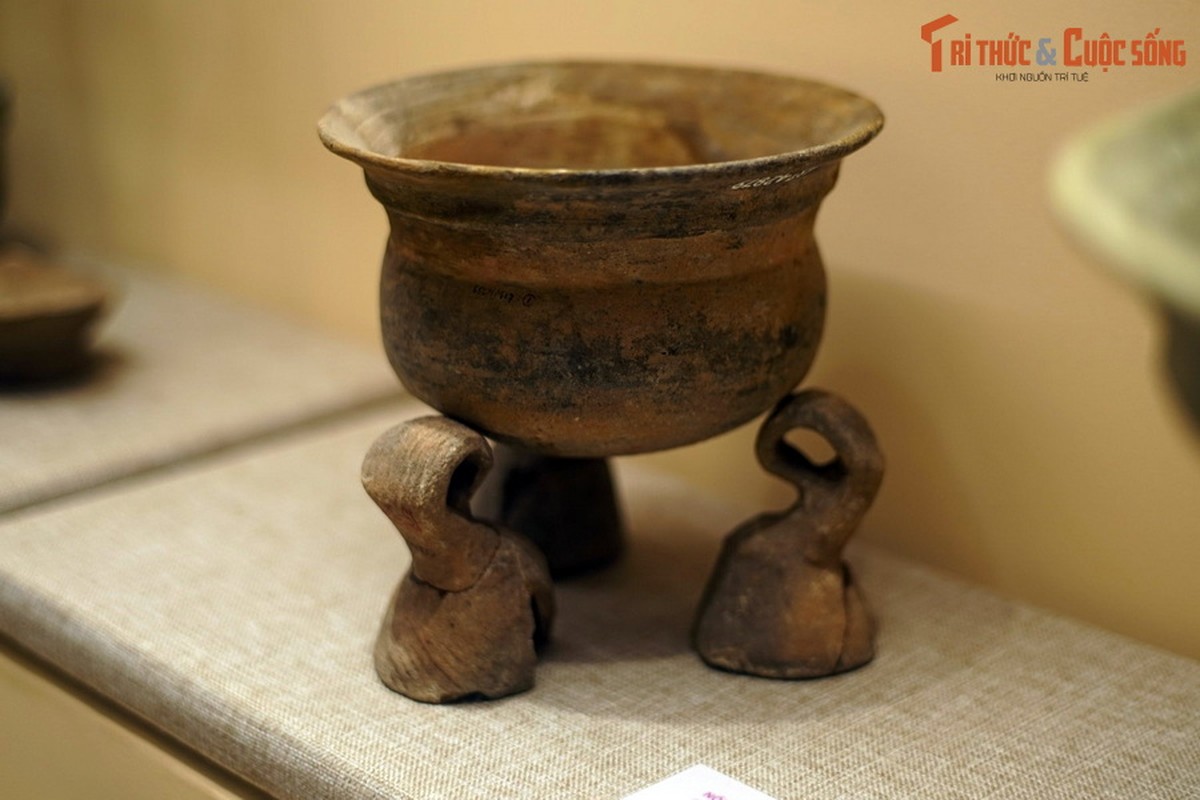 View -             Chiêm ngưỡng những vật chứng cổ xưa nhất của thời đại Hùng Vương    