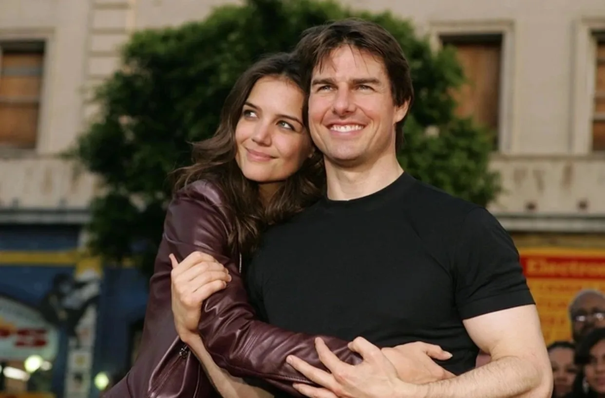View -             Con gái tròn 18 tuổi, Tom Cruise chấm dứt việc chu cấp tiền nuôi con cho vợ cũ    