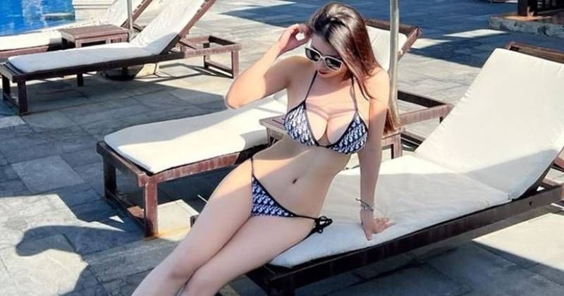 View -             Cựu nữ cầu thủ Việt Nam tung ảnh bikini chào hè cực nóng bỏng    