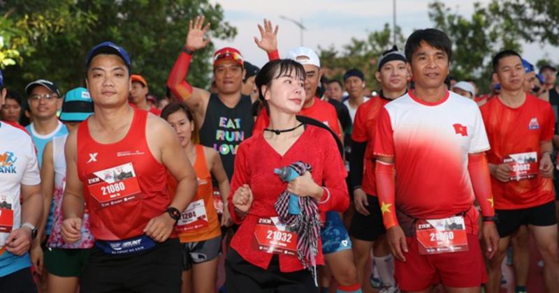 View -             Giải half-marathon “Tự hào Tổ quốc tôi”: Khuất Phương Anh vô địch cự ly 10km    