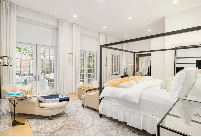 View -             Xem căn nhà Jennifer Lopez 7 năm rao bán giá 25 triệu USD    