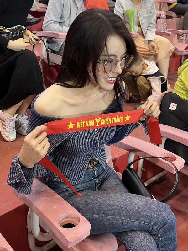             Bạn gái Văn Thanh diện bikini gợi cảm, khoe dáng đỉnh cao    