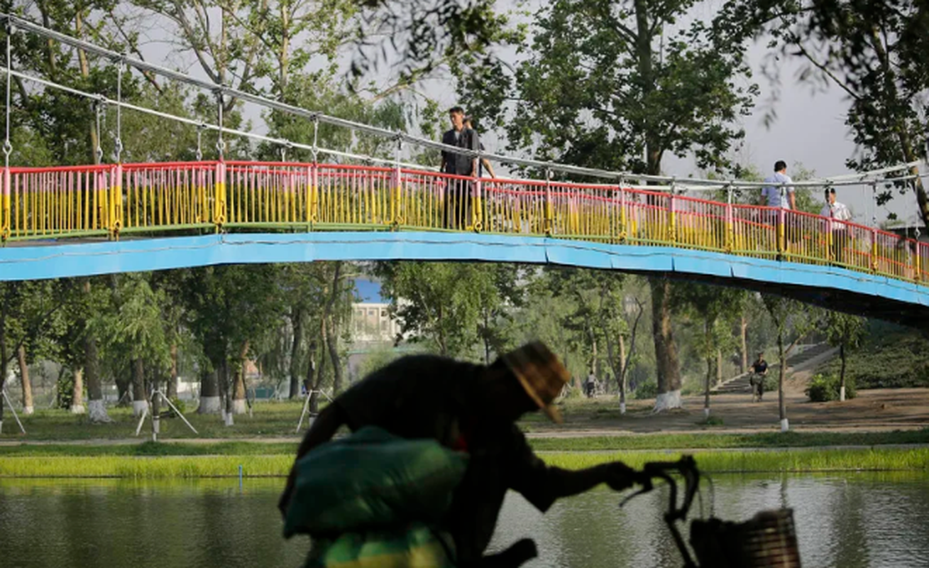             Loạt hình đầy bất ngờ về cuộc sống thường nhật ở Triều Tiên    