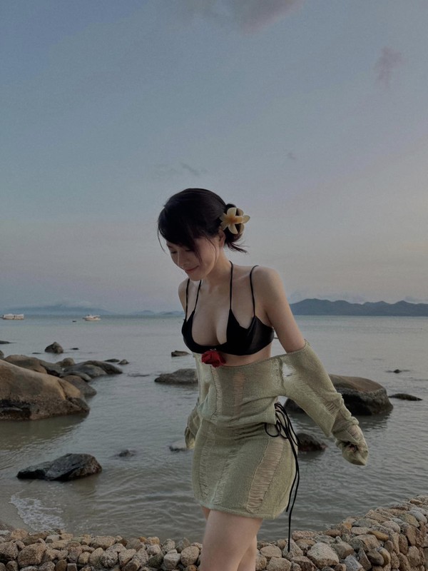 View -             Hot gymer Nam Định chăm diện bikini khoe body ngàn chị em 'ước'    