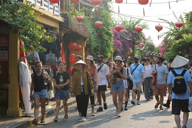             5 ngày lễ, Quảng Nam thu 600 tỉ đồng từ du lịch    