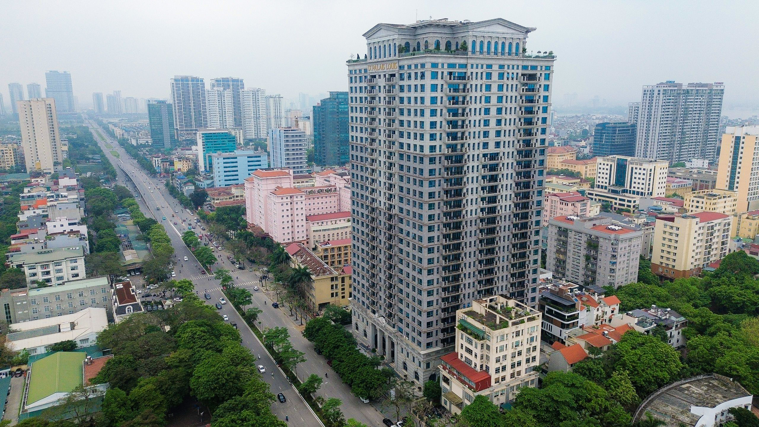 View -             Chung cư siêu sang của Tân Hoàng Minh bất ngờ đổi tên    