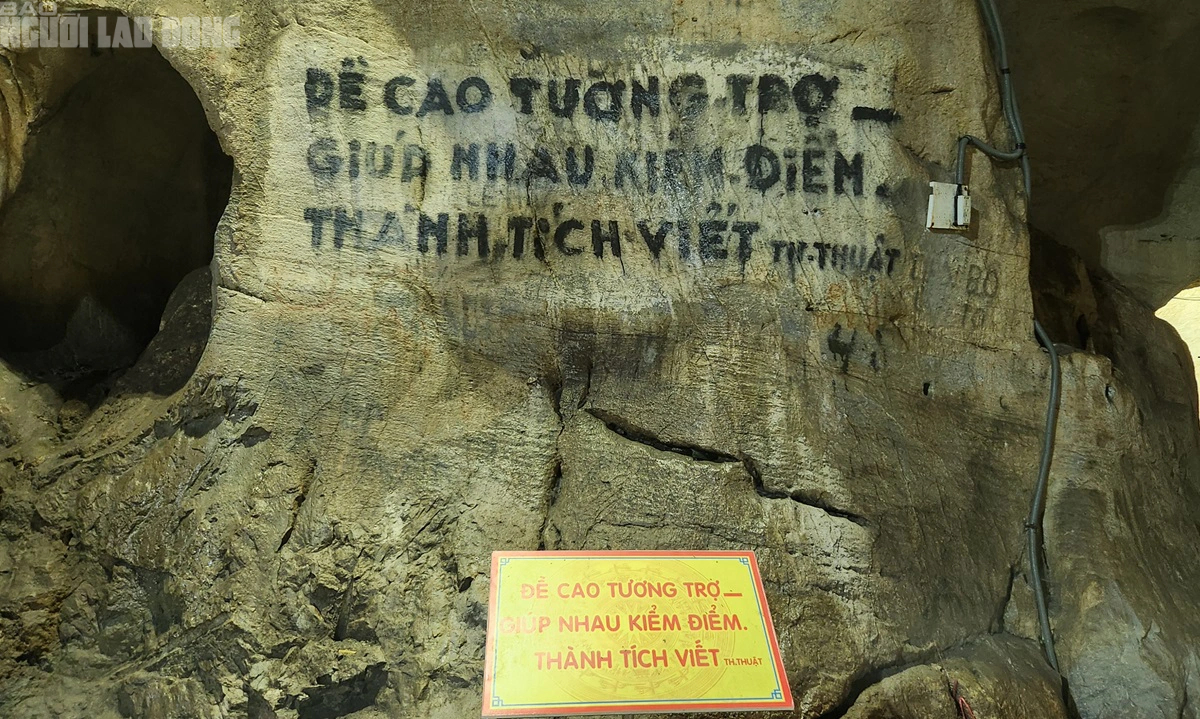             Lò cao luyện gang làm vũ khí trong hang đá thời chống Pháp    