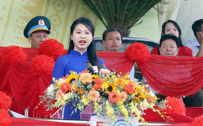 View -             Cô gái phát biểu tại lễ kỷ niệm 70 năm chiến thắng Điện Biên Phủ là ai?    