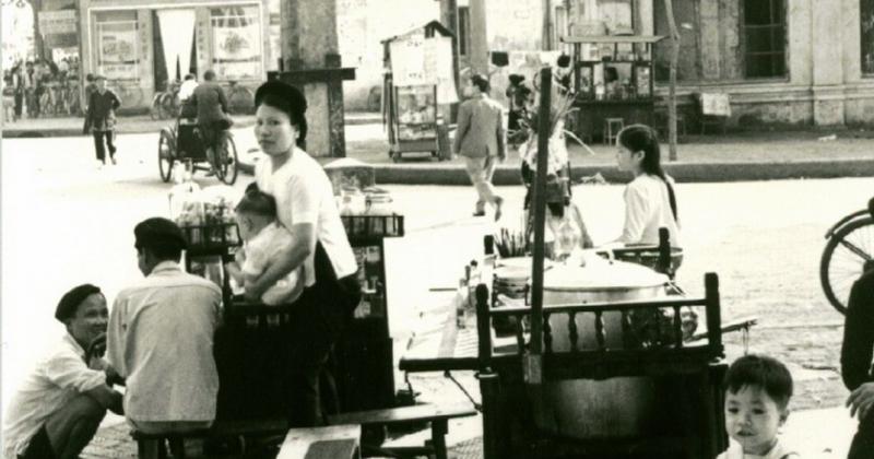 View -             Đời sống Hà Nội đầu thập niên 1950 qua ống kính người Đức    