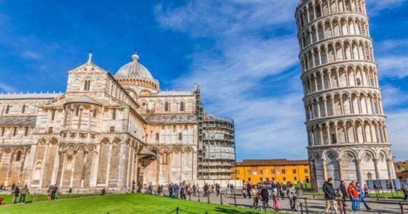 View -             Bất ngờ lý do tháp nghiêng Pisa trăm năm không đổ    