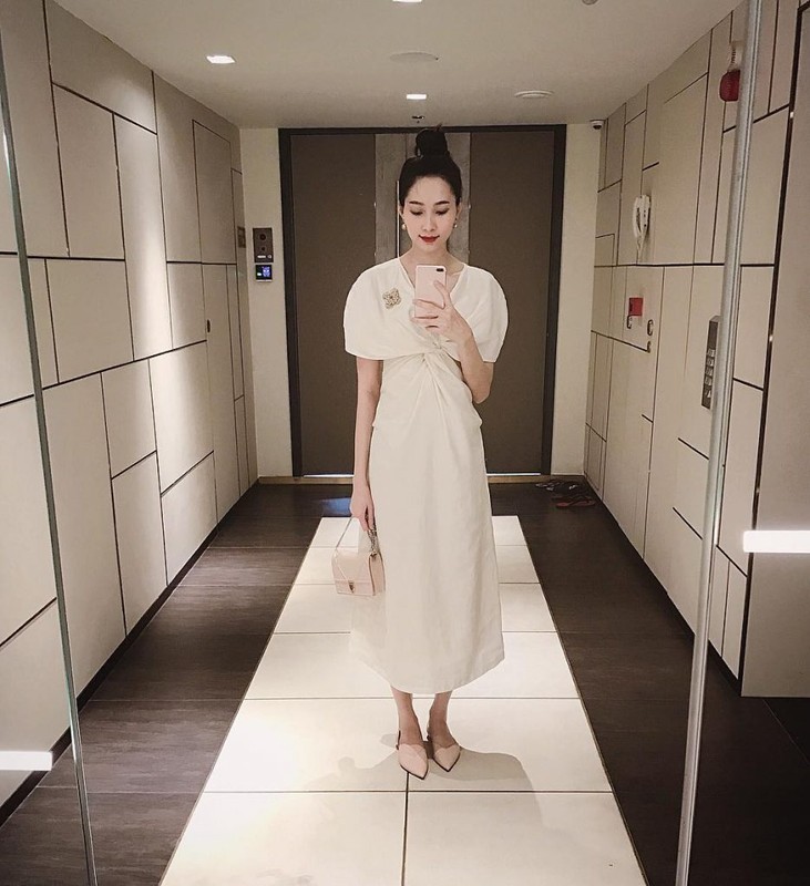 Hé lộ không gian nhà mới xịn xò của Hoa hậu Đặng Thu Thảo