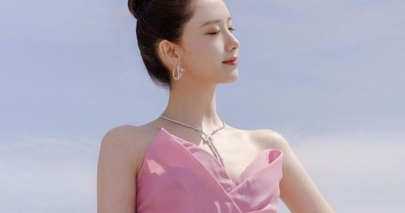 View -             Lý do YoonA bị nhân viên LHP Cannes chỉ trích    