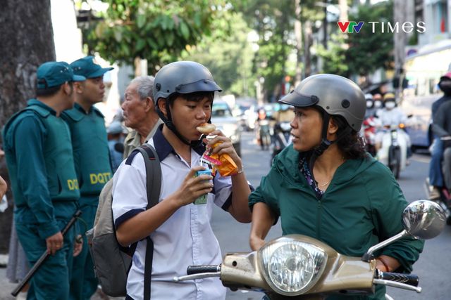             Gần 4.000 học sinh chính thức thi tuyển lớp 10 đầu tiên tại TP Hồ Chí Minh    