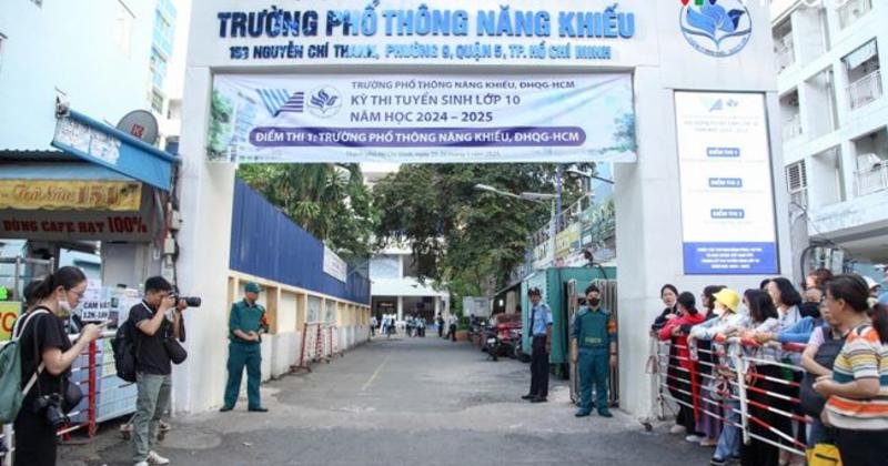             Gần 4.000 học sinh chính thức thi tuyển lớp 10 đầu tiên tại TP Hồ Chí Minh    