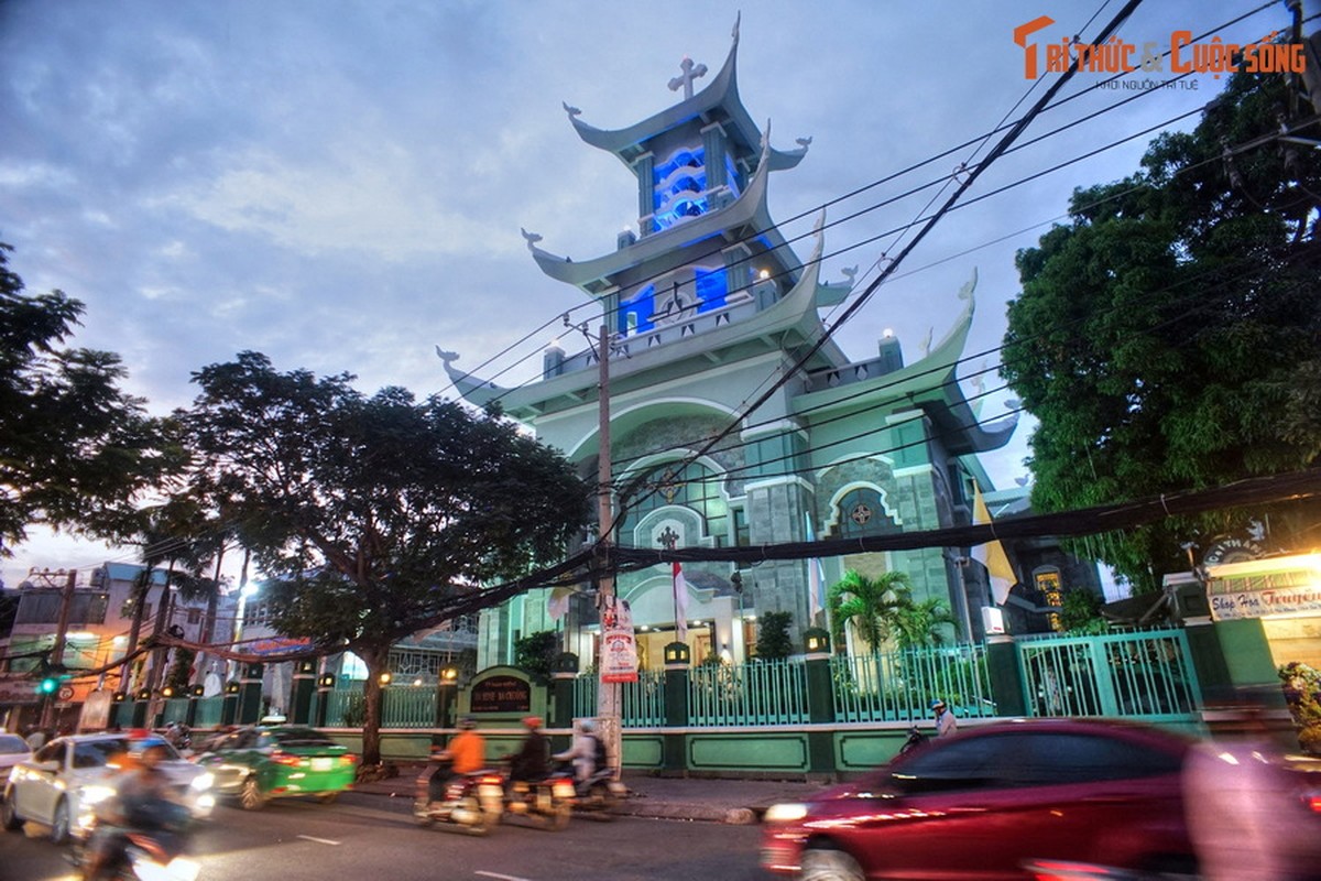 Loạt nhà thờ 'nửa Tây nửa ta' độc đáo nhất Việt Nam