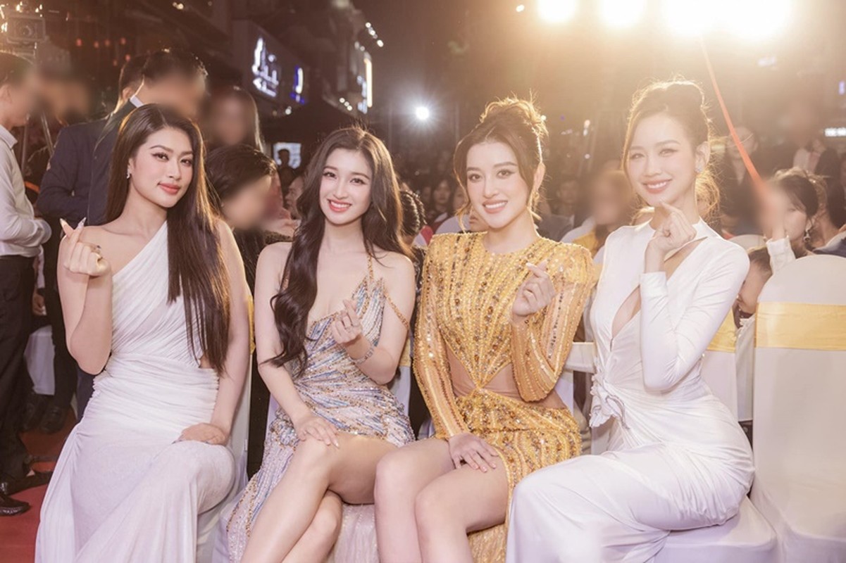 View -             Cuộc sống của Phương Nhi sau khi đoạt giải á hậu Miss World Vietnam    