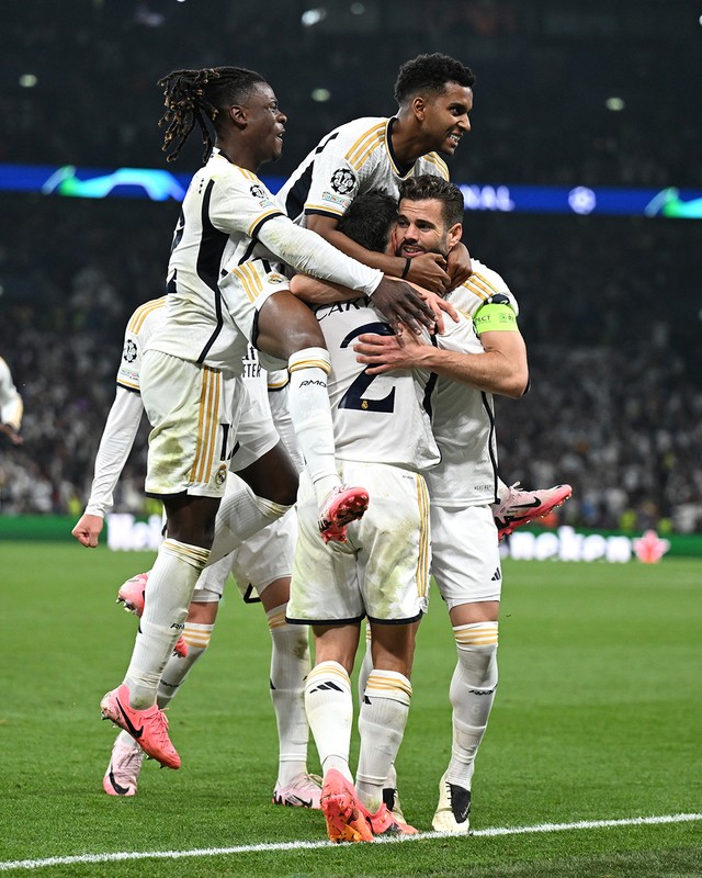 View -             Vô địch UEFA Champions League, Real Madrid tạo kỷ lục vô tiền khoáng hậu    
