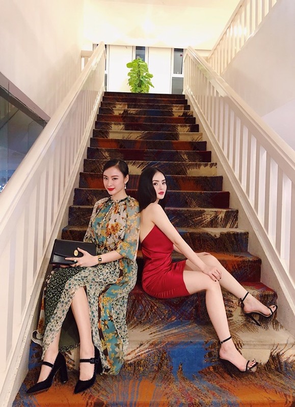 View -             Đọ sắc Angela Phương Trinh và em gái Phương Trang    