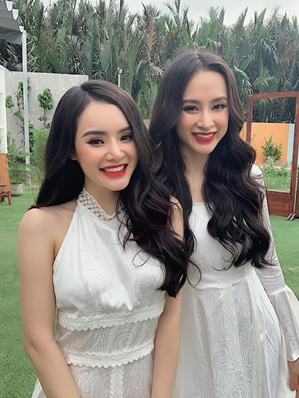 View -             Đọ sắc Angela Phương Trinh và em gái Phương Trang    
