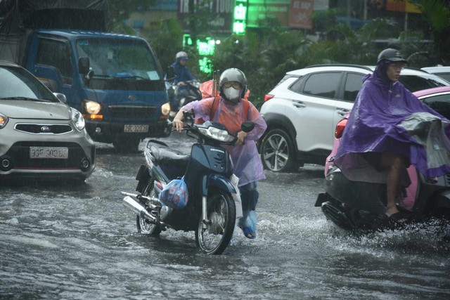 View -             Hà Nội: Ghi nhận 774 cú sấm sét    