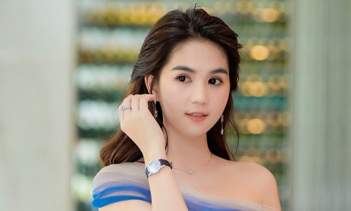 View -             Showbiz Việt: Những người đẹp xin lỗi sau khi gây sốc!    