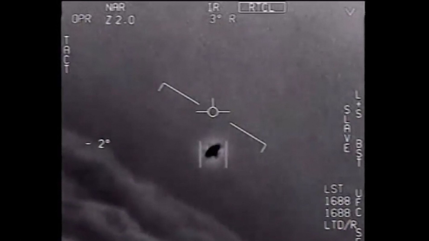 View -             Cựu phi công Mỹ tiết lộ sự thật chấn động về UFO    