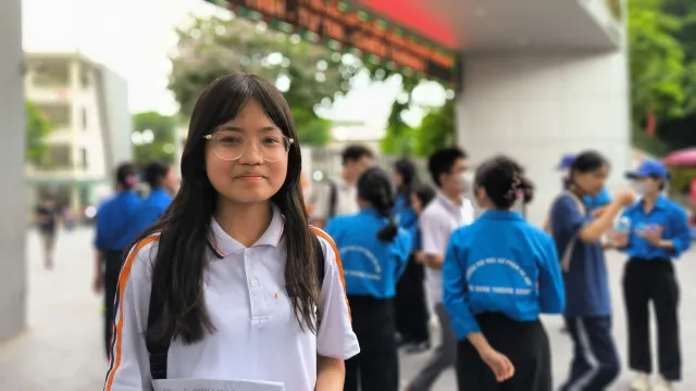             Kỳ thi tuyển sinh THPT tại Hà Nội: Thí sinh tự tin hoàn thành tốt môn thi thứ hai    
