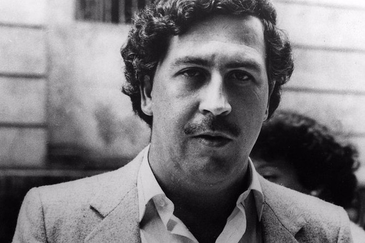 View -             Sự thật kinh hoàng về 'ông hoàng cocaine' Pablo Escobar    