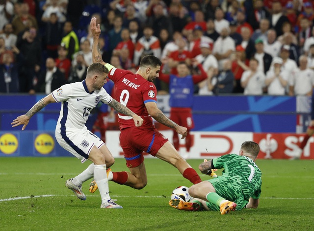 View -             Euro 2024: Sao 150 triệu bảng Jude Bellingham tỏa sáng, tuyển Anh đánh bại Serbia    