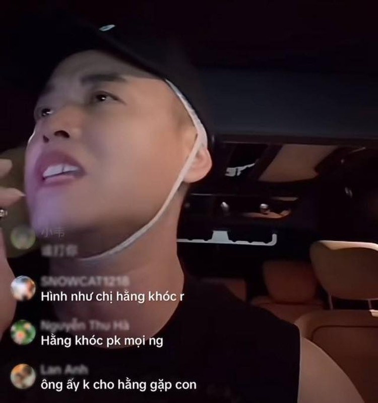 View -             Hằng Du Mục lên livestream với gương mặt bầm tím, netizen lo lắng    