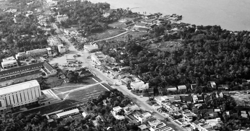 View -             Hình ảnh cực quý về thị xã Vĩnh Long năm 1966-1967    