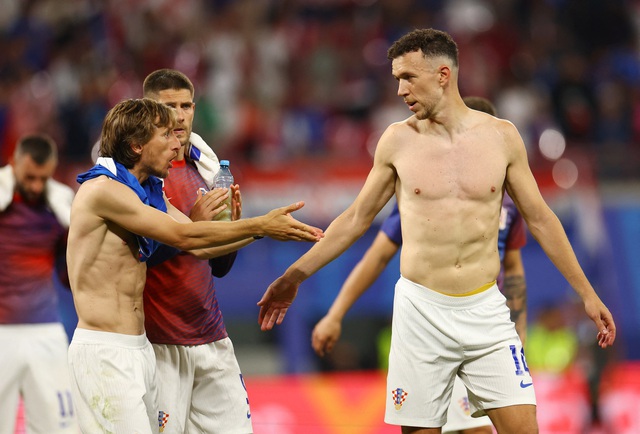             Luka Modric không giải nghệ dù Croatia bị loại khỏi Euro 2024    