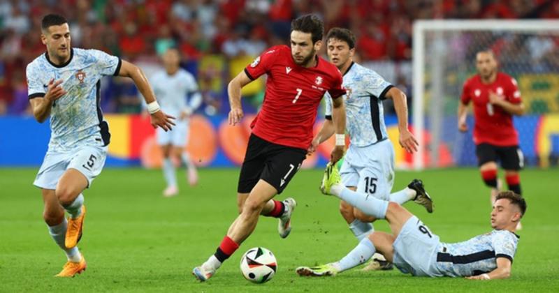 View -             Bồ Đào Nha thua thảm, 'tí hon' Georgia lần đầu vào vòng knock-out Euro    