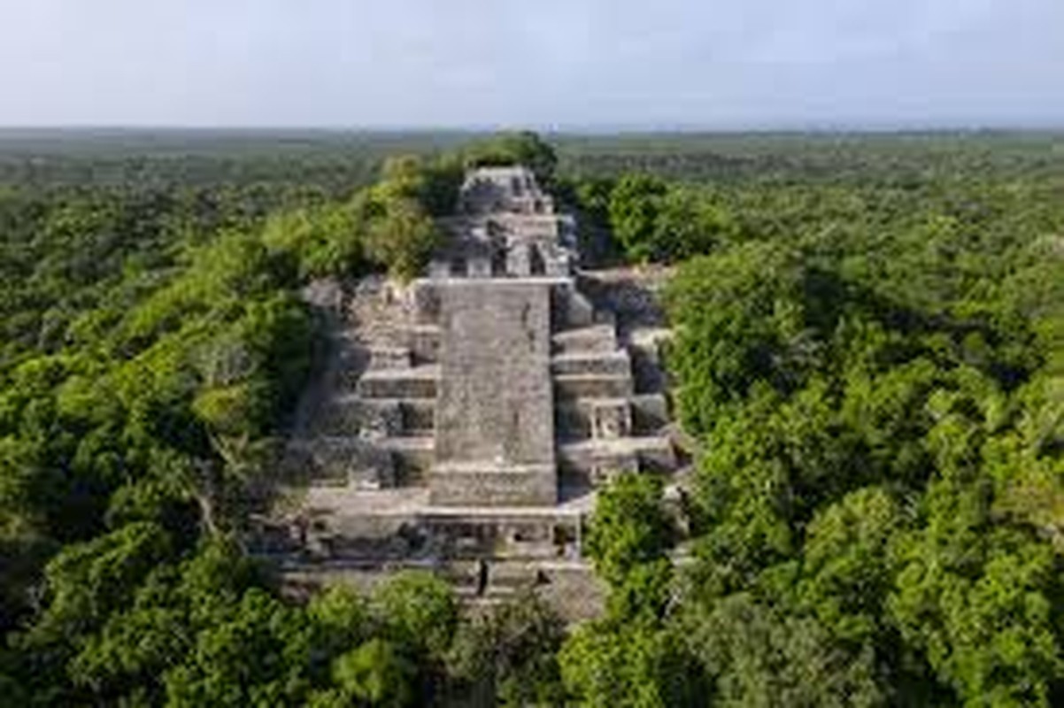             Bí ẩn gây tò mò về kim tự tháp của người Maya    