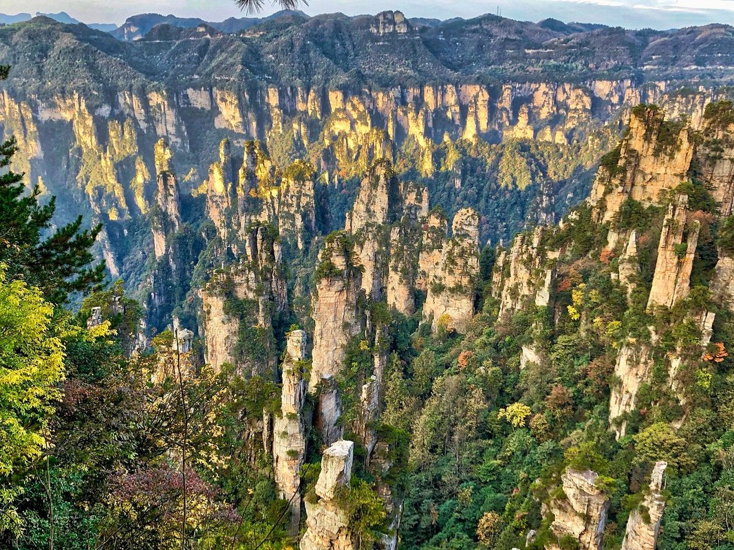View -             Sửng sốt trước phong cảnh ở vùng núi kỳ ảo nhất Trung Quốc    