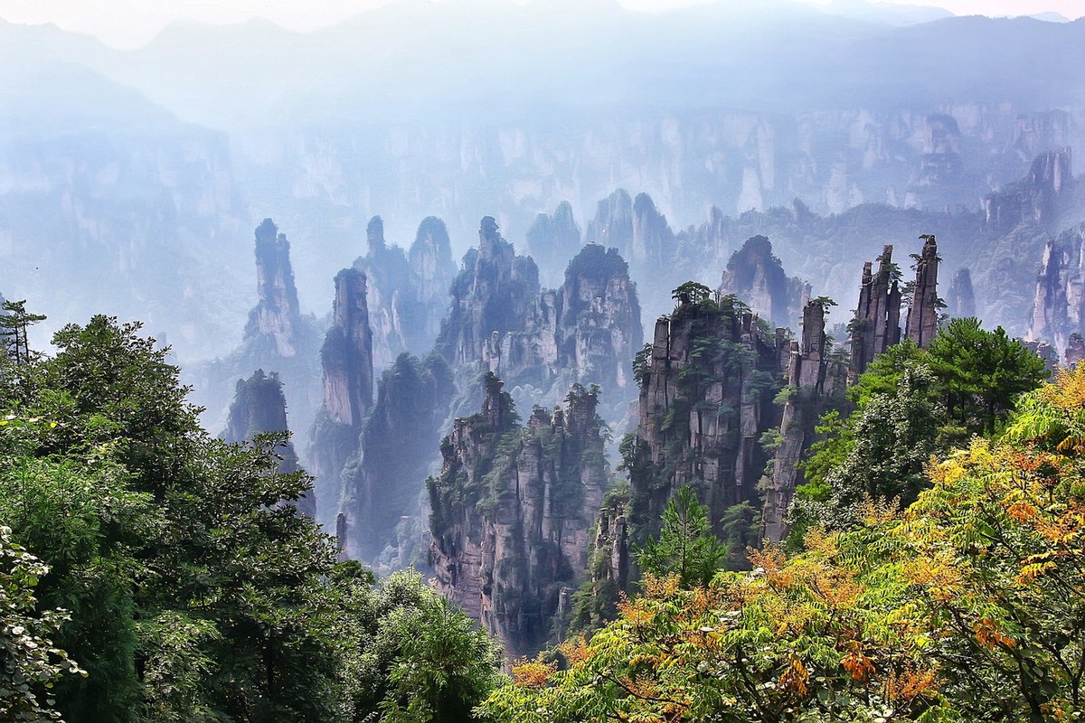             Sửng sốt trước phong cảnh ở vùng núi kỳ ảo nhất Trung Quốc    