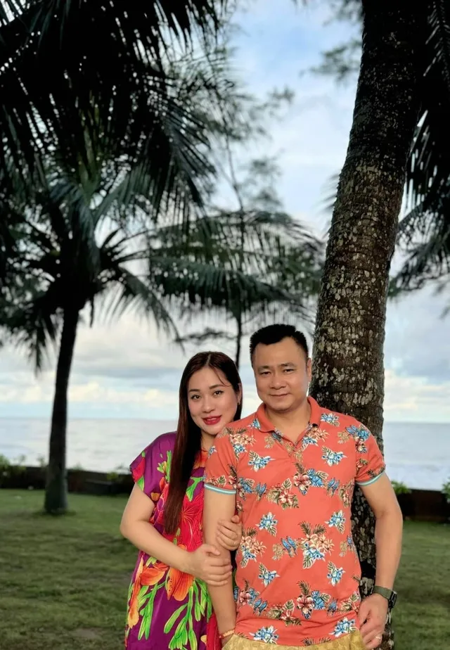             Bảo Thanh khoe tủ giải thưởng, Hoa hậu Khánh Vân đính hôn    