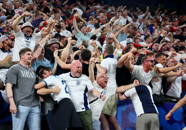             Euro 2024: HLV Southgate nói 'tuyển Anh muốn được yêu thương'    