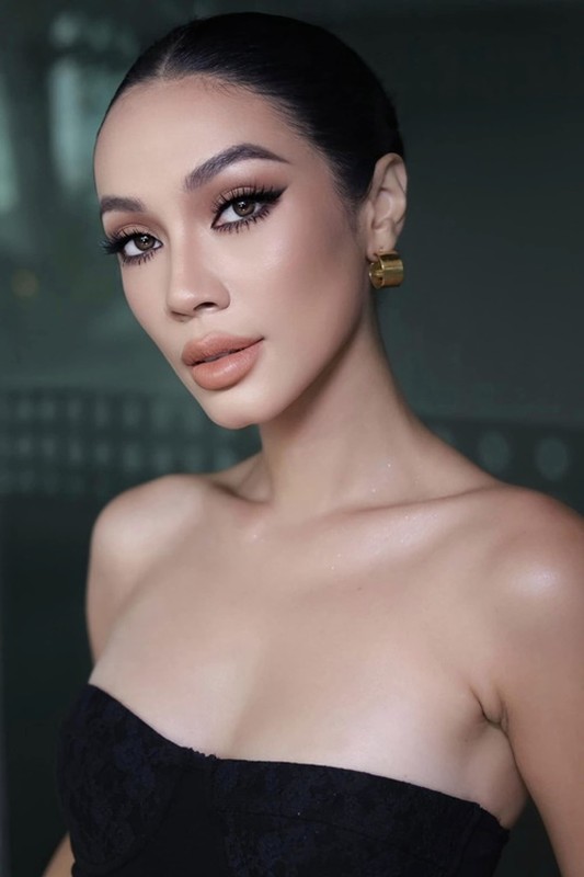 View -             Hot girl lai Việt - Pháp thi Miss Universe Vietnam, Kỳ Duyên phải dè chừng    