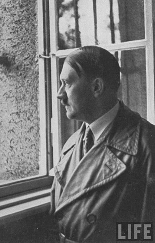 View -             Loạt sự thật gây sốc về trùm phát xít Hitler    