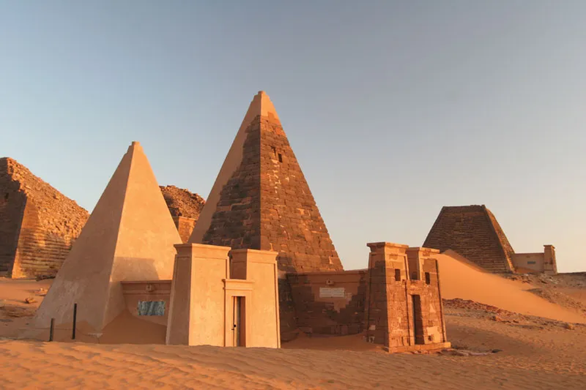 Top 4 kim tự tháp 'độc lạ' không nằm ở Ai Cập