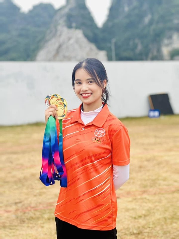             'Hot girl bắn cung' Việt Nam tham dự Olympic Paris 2024 lộ sắc vóc đời thường    