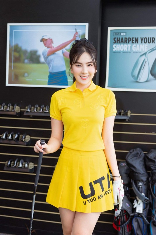             Dù bận đến mấy, nữ MC đẹp nhất VTV chăm chỉ đánh golf    