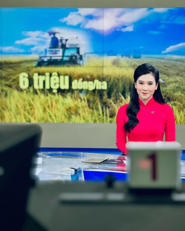             Nhan sắc nữ MC VTV kín tiếng nhận nhiều chú ý những ngày qua    