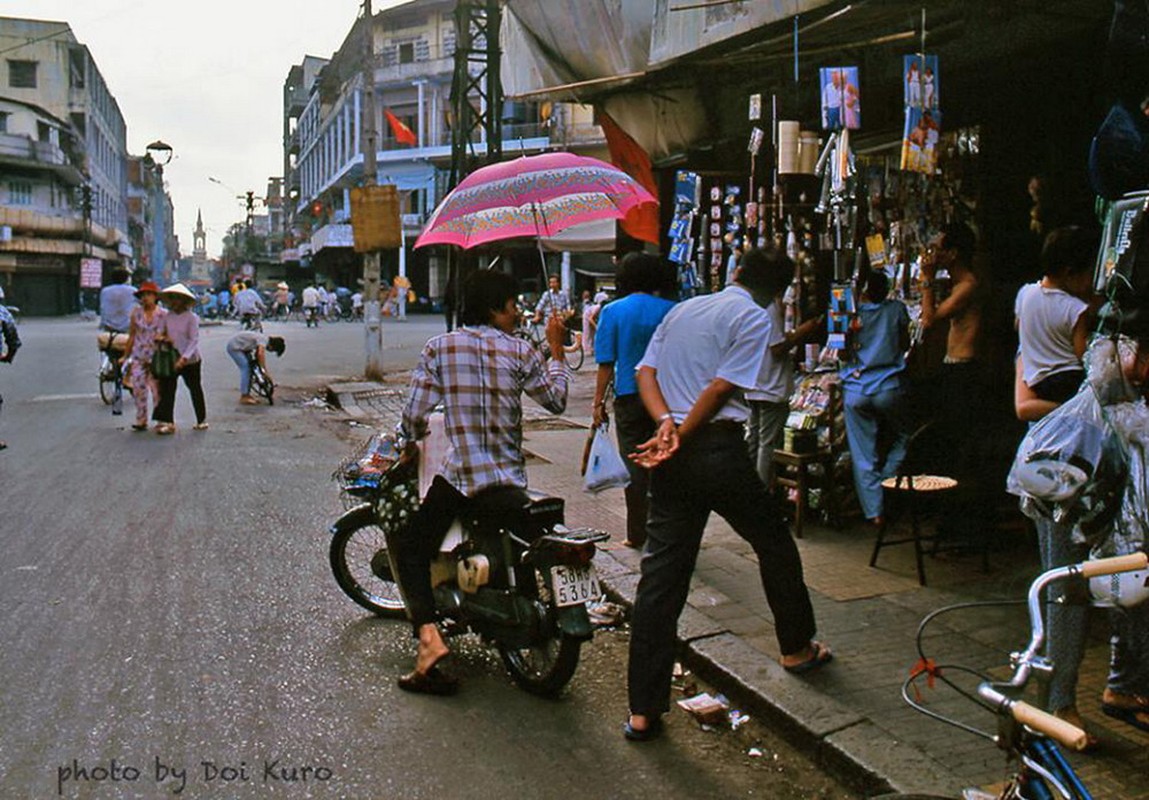             Chợ Lớn năm 1989 qua ảnh của phó nháy Nhật Bản    