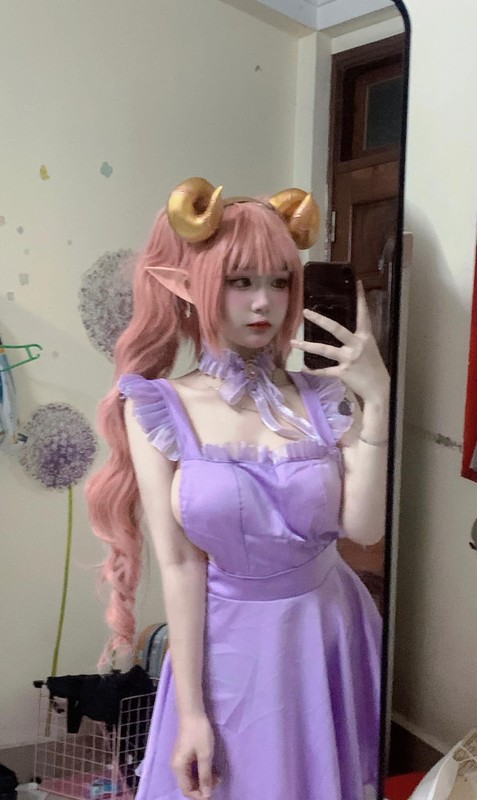 View -             Nữ coser nóng bỏng được xem là 'ngọn gió mới' trong cộng đồng cosplay    