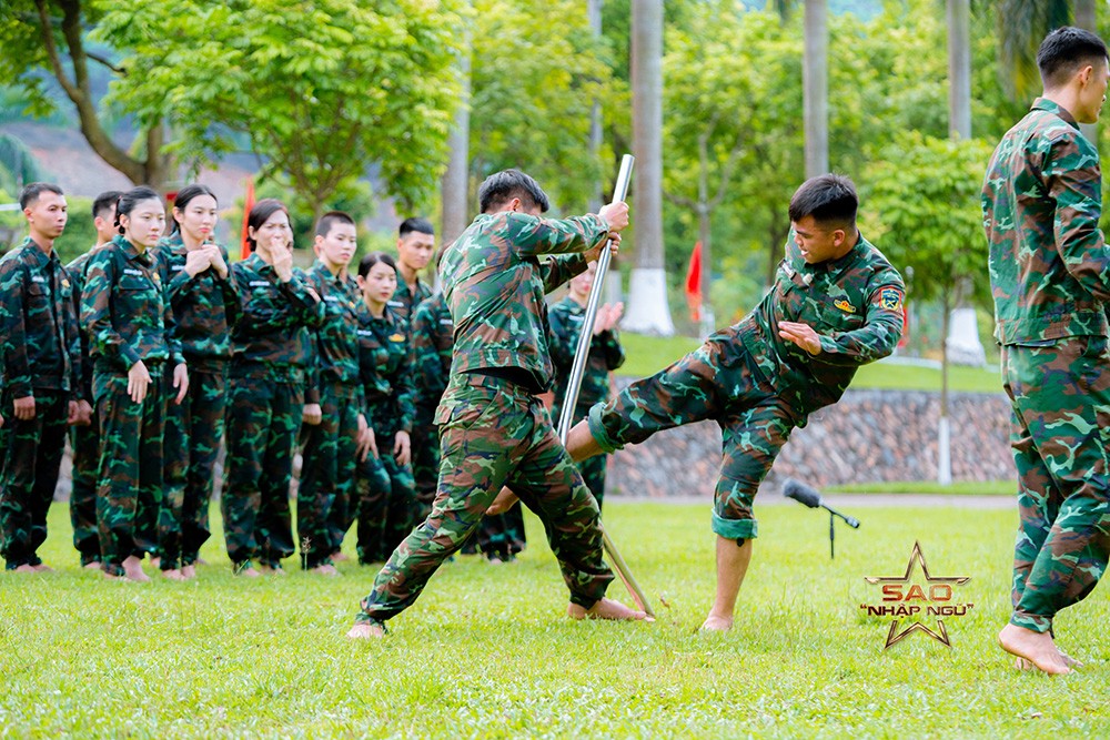 View -             Tập 5 Sao nhập ngũ 2024: Jun Vũ chấn thương, Thùy Tiên không dám liều    