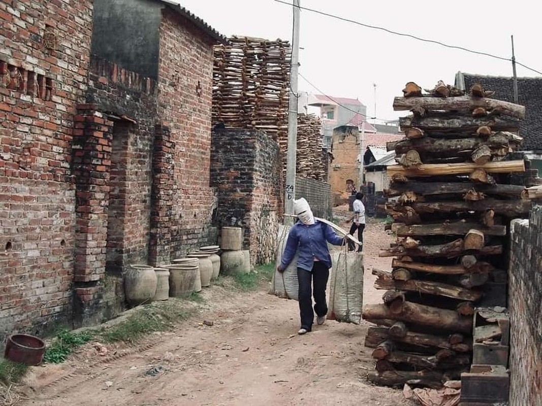 View -             Vẻ yên bình của làng quê Bắc Bộ chụp vào năm 2005    