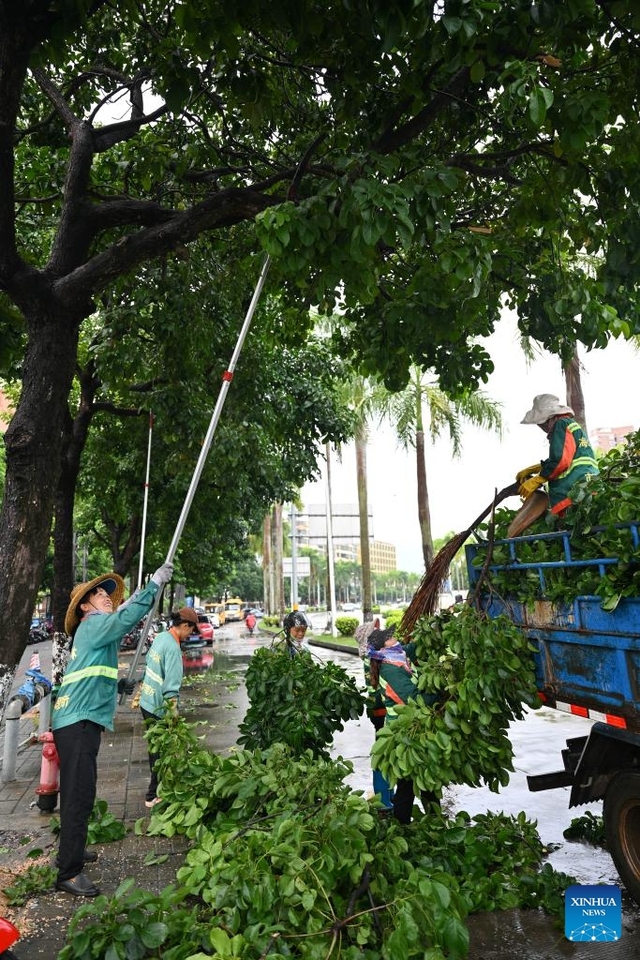             Sức gió mạnh nhất 245 km/giờ, siêu bão Yagi đang mạnh cỡ nào?    